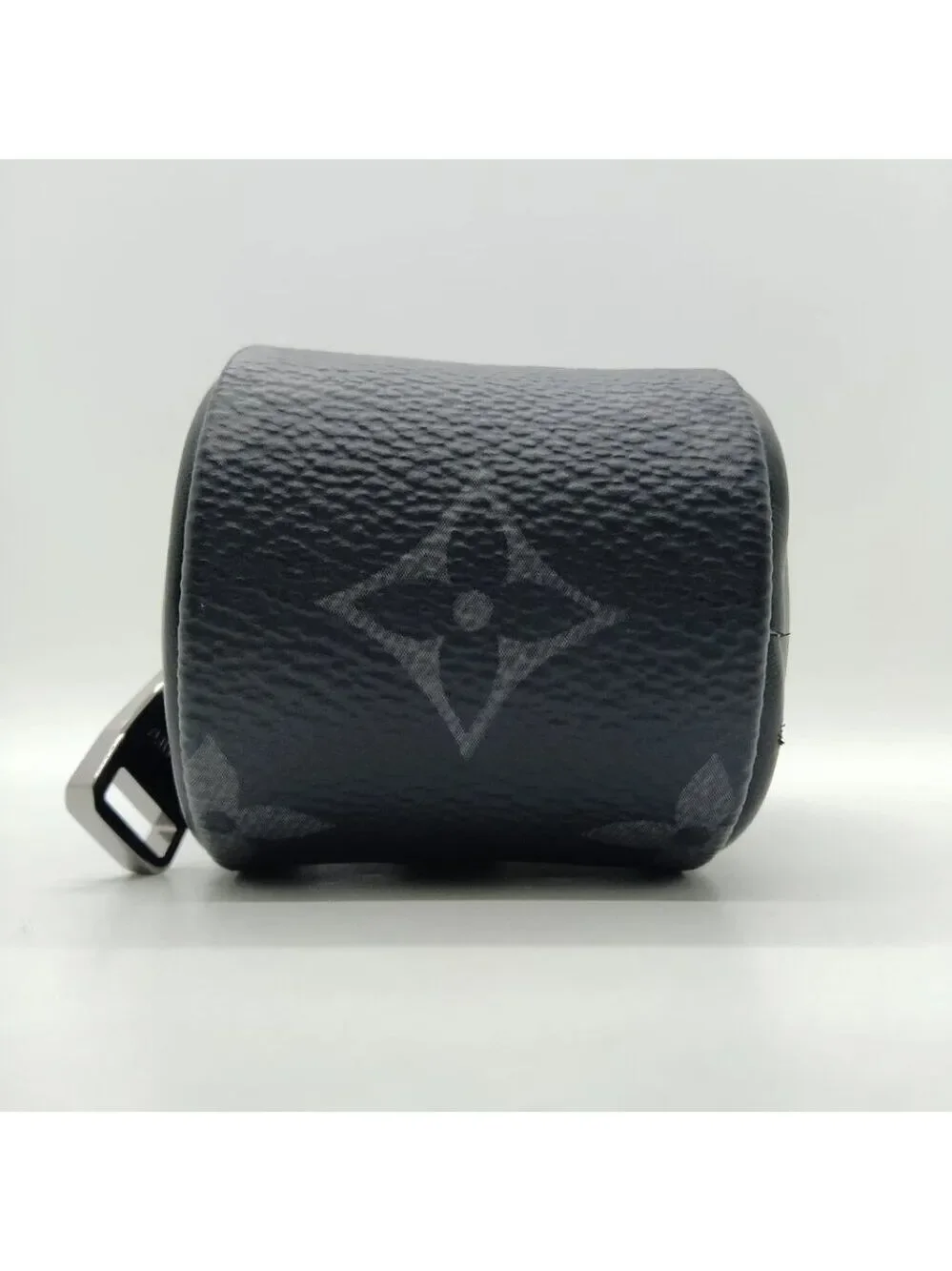 Louis Vuitton Golf Ball Case Black 480-050425